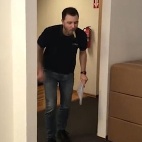 (弹射王视频)探索弹射王S:一款引领高效游戏体验的创新射击新作