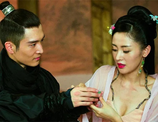 《太子妃升职记》主题曲：探寻戏剧背后的动人旋律与故事深意解析