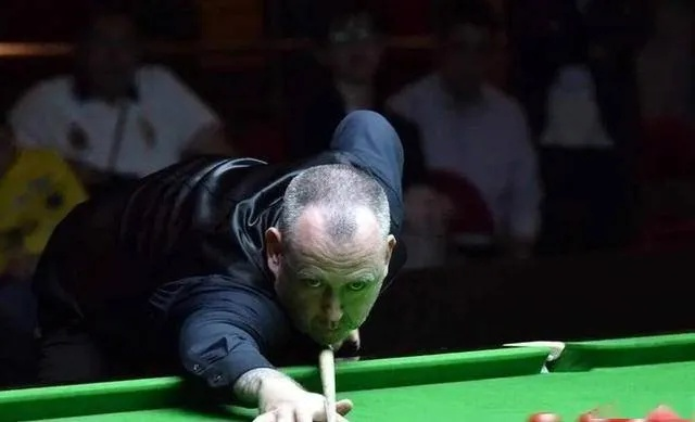 (肖国栋比赛视频)肖国栋与马克威廉姆斯在斯诺克比赛中的激烈对决