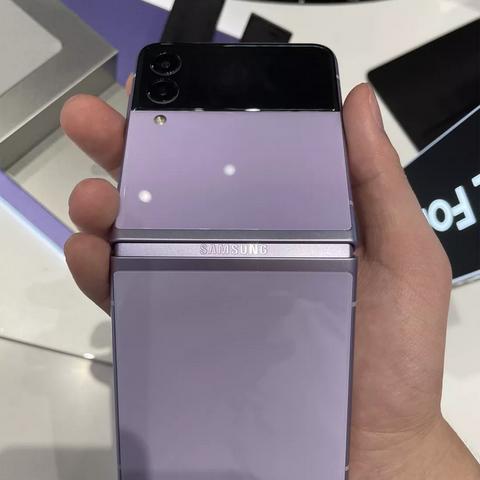 免费版方块世界游戏推荐:立即体验最新版本,绝对让你爱不释手!