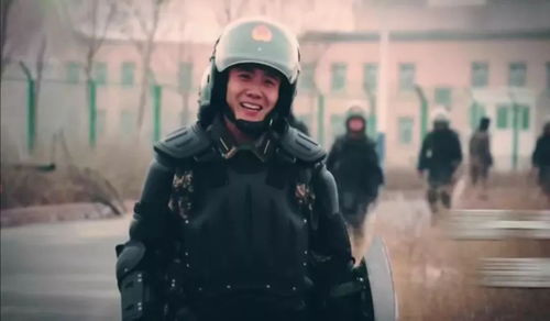 (英雄 连)英雄连悍勇攻坚，誓夺胜利不惧危险前行